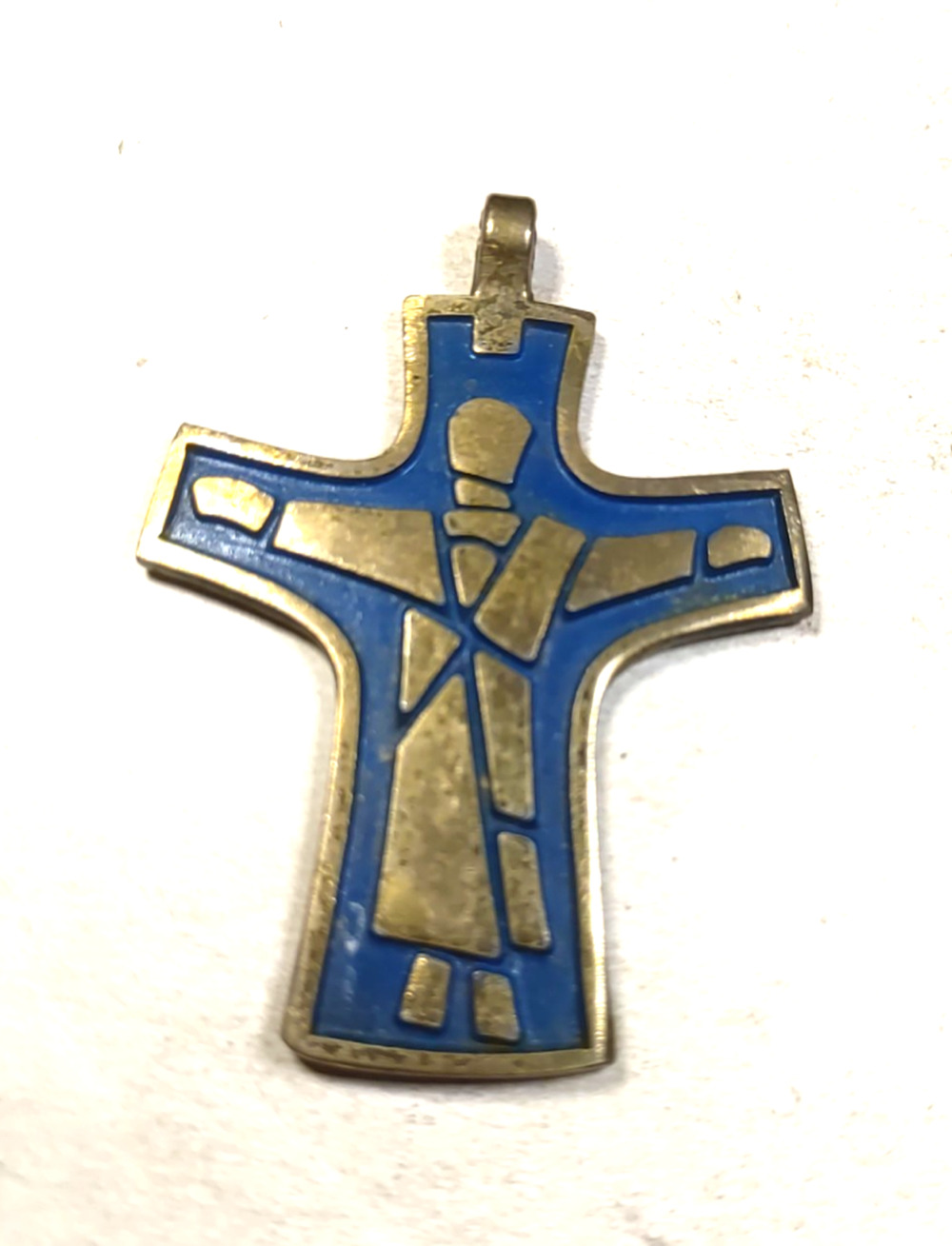 Terra Sancta Guild 1967 Israel Brass Cross Blue Background Religious